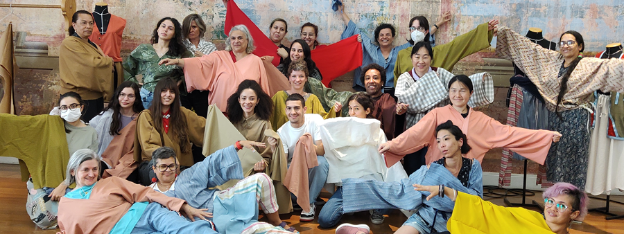 Pessoas participando da Residência do Theatro Municipal 