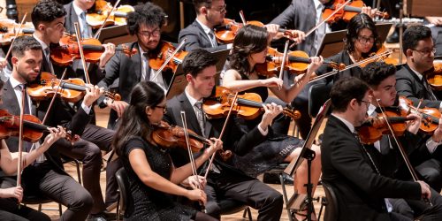 Site - Orquestra Experimental de Repertório durante um concerto